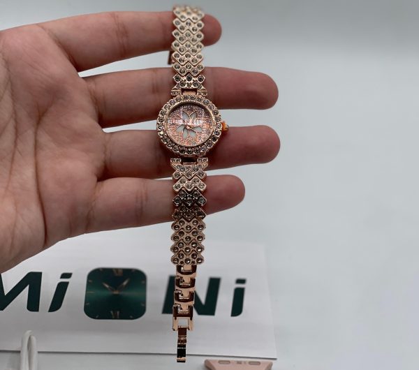 Mi Ni ZW10 DO Diamond Series Women’s Smartwatch – Luxury Design, Bluetooth Calling, Health Monitoring, 2-in-1 Fashion & Fitness - Image 5